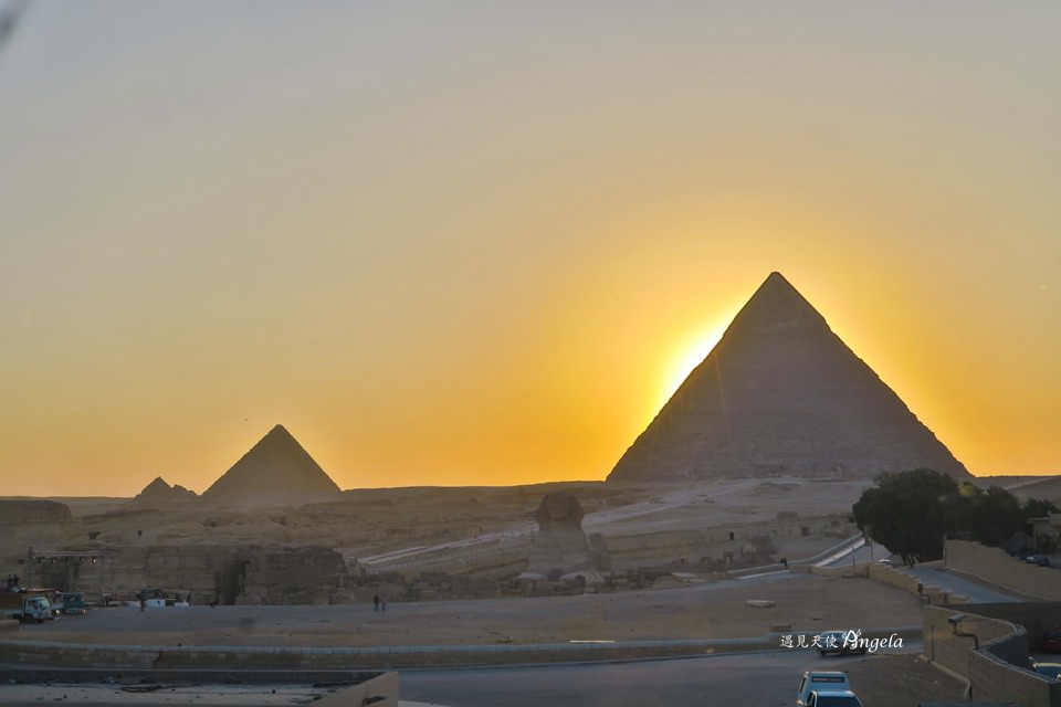 埃及金字塔夕陽