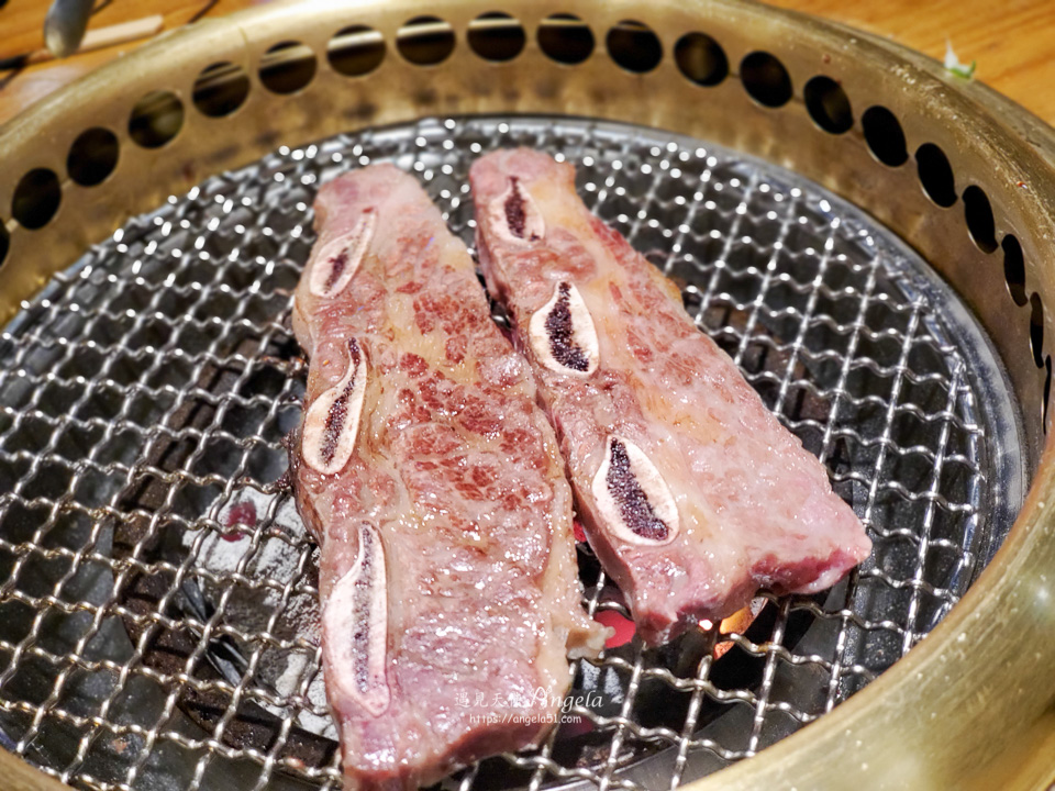 小碧潭餐廳米炭火燒肉