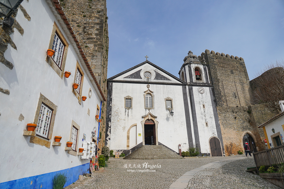 obidos 舊城區內 Igreja de São Tiago 教堂書店