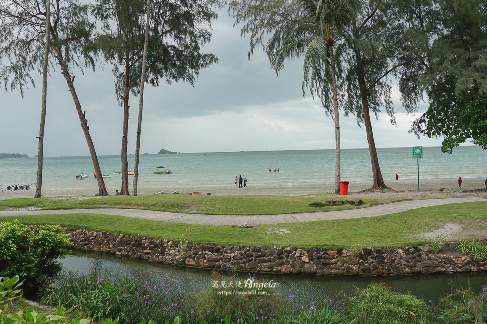 lagoi bay beach