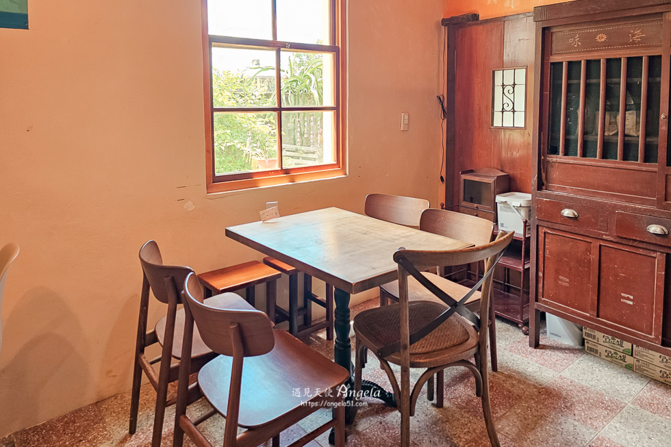 金山老街老屋咖啡山裡海里