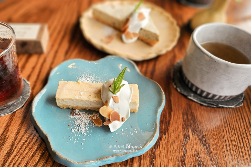 石門海景咖啡鵵Rabbird