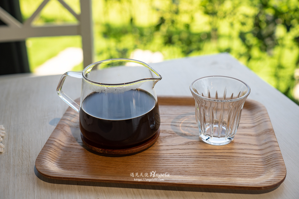 宜蘭老宅咖啡 chou chou可麗露專賣