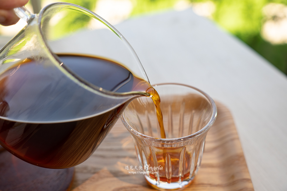 宜蘭老宅咖啡 chou chou可麗露專賣