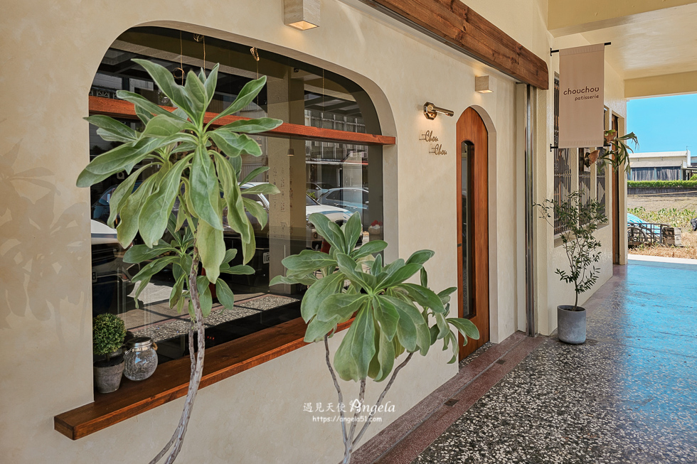 宜蘭老宅咖啡 chou chou可麗露專賣