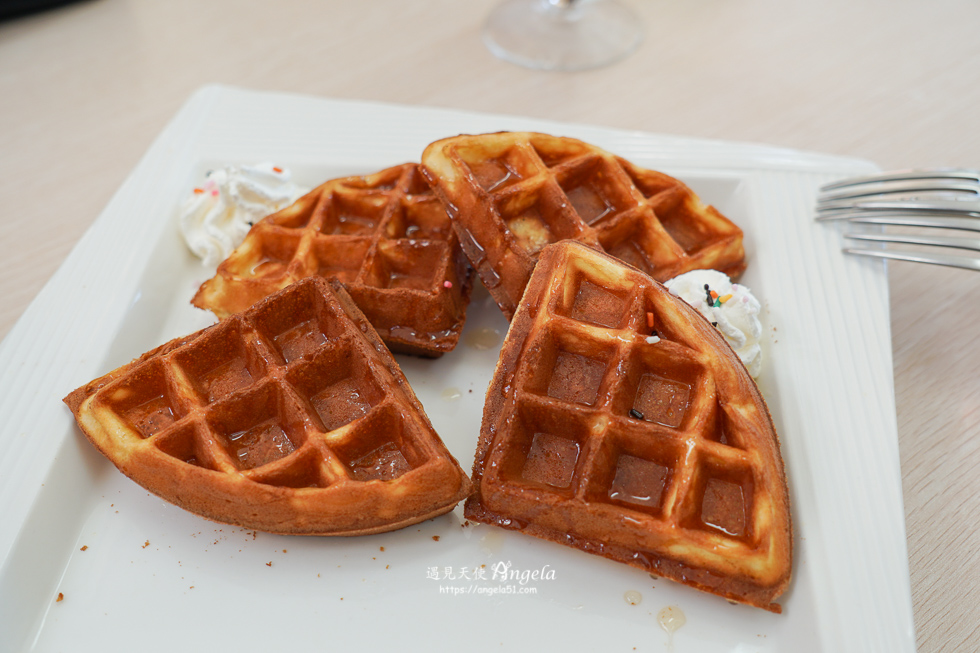 鼻頭角步道聽濤咖啡